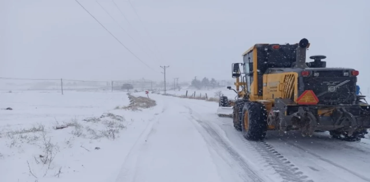 Mardin’de yol açma çalışmaları tam gaz