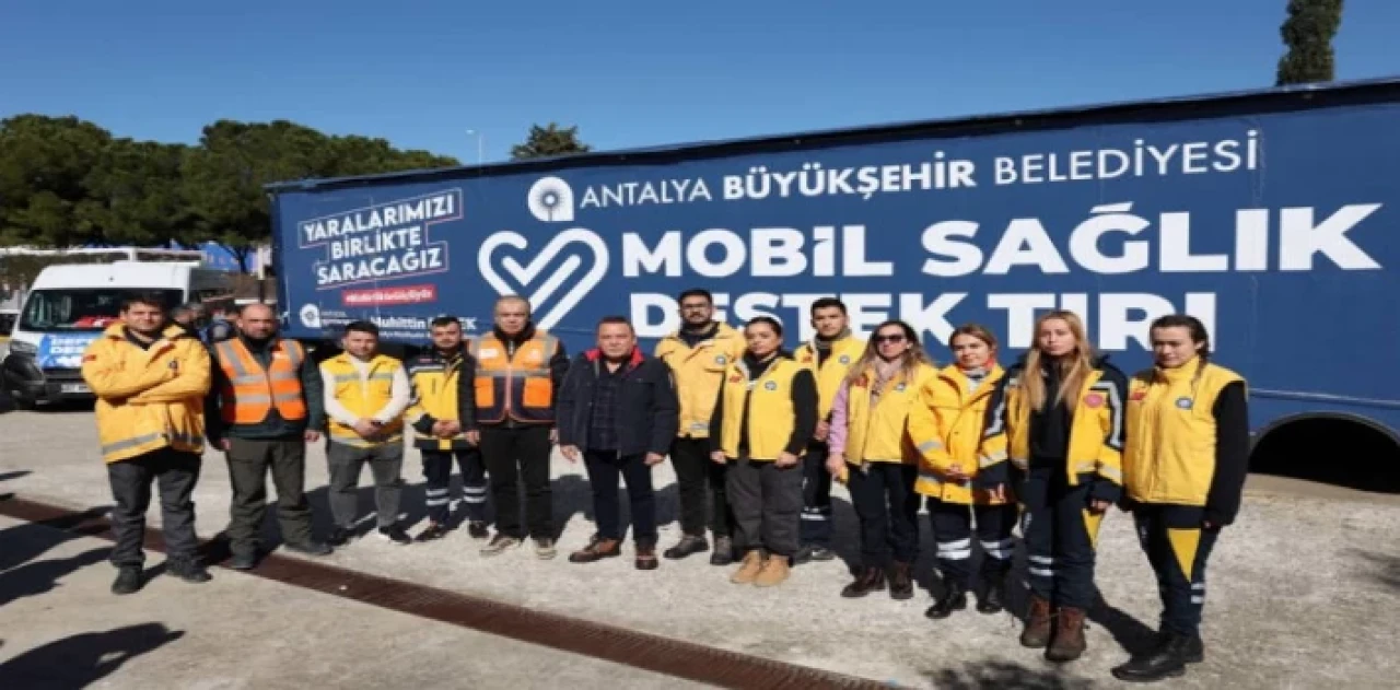 Mobil Sağlık Destek Tırı Hatay’da