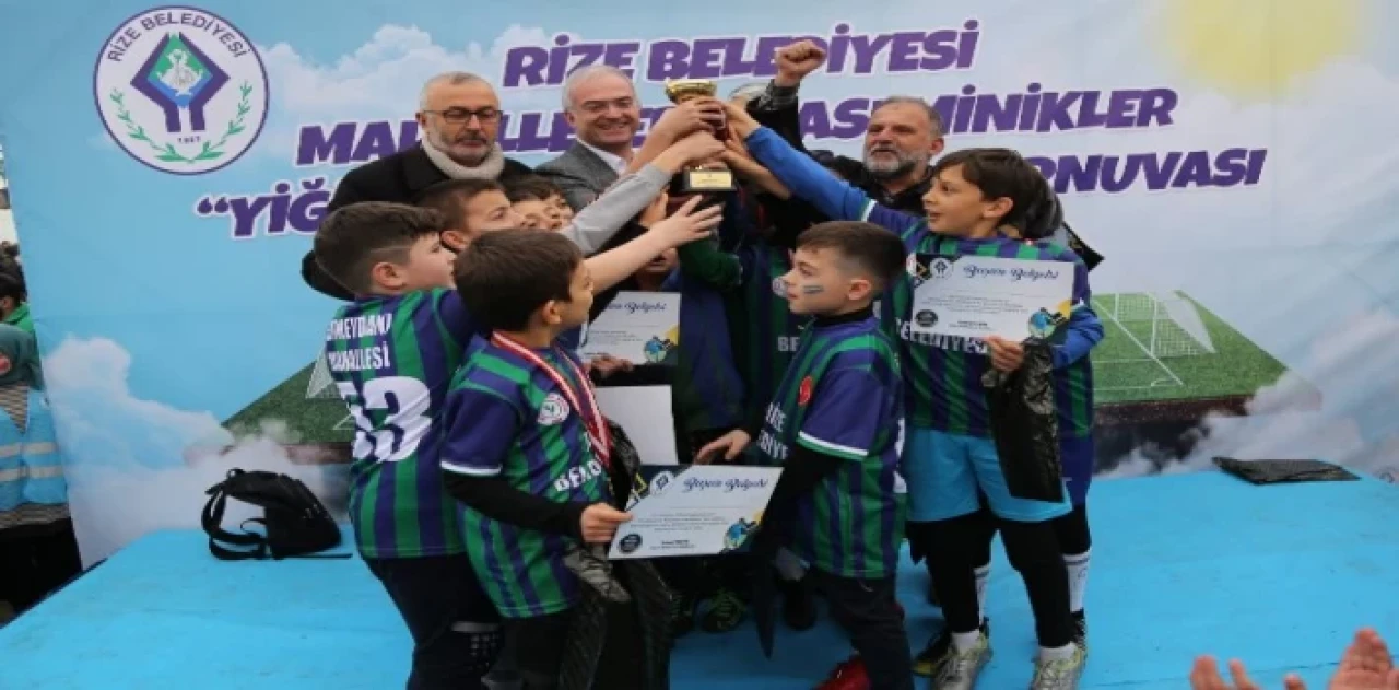 Rize’de ’Çocuk Futbol Turnuvası’ sona erdi