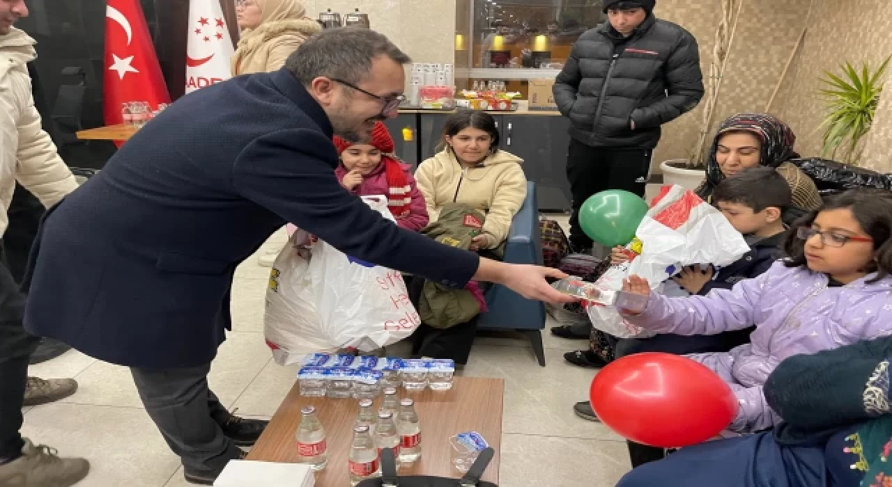 Saadet Partisi, Genel Merkez Binasını Depremzedelere Açtı