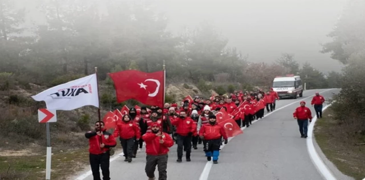 AKUT  Çanakkale’de şehitlerin huzuruna çıkıyor