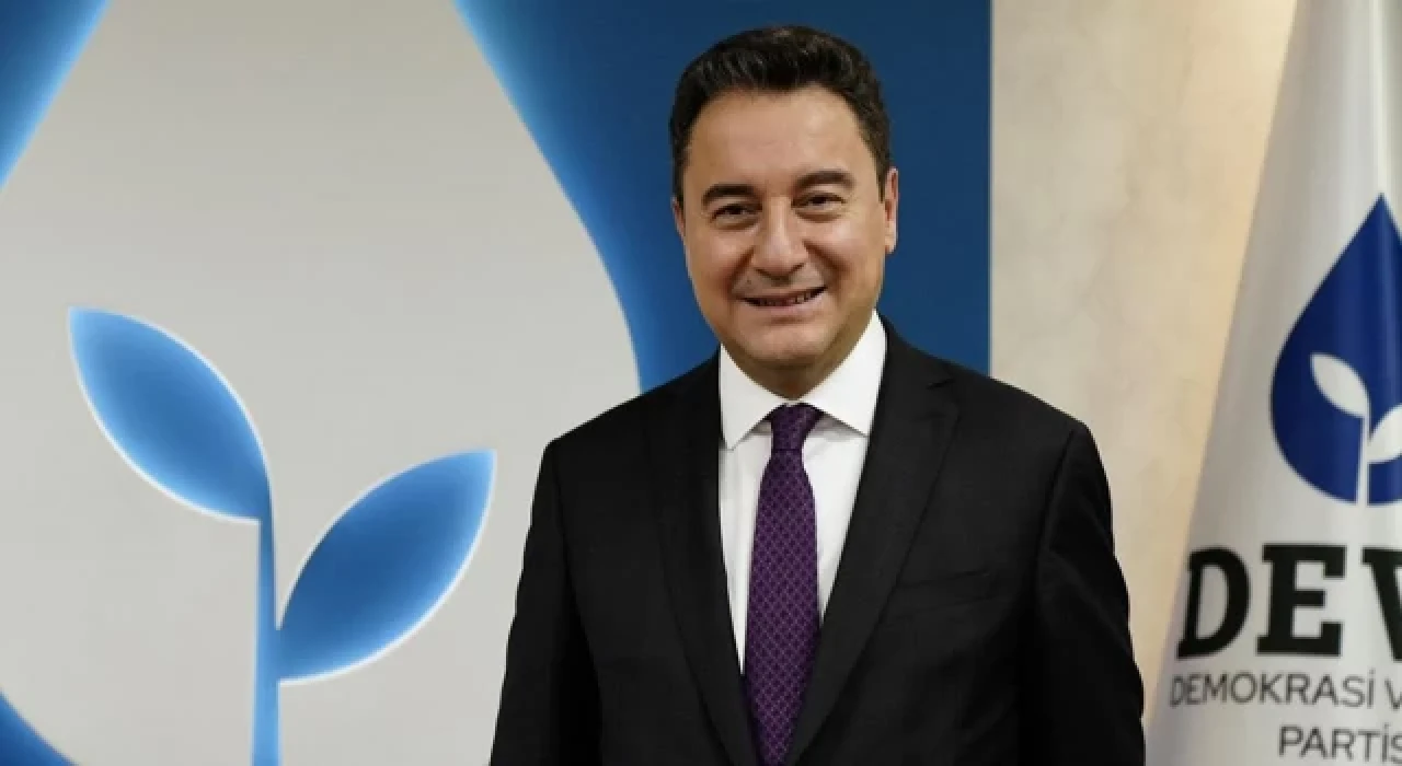 Ali Babacan'dan dokundurma: Millet verdiği oya sahip çıkmayanı, seçim gecesi kendini tek bırakanı affetmez