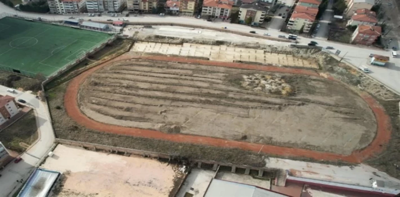 Bilecik’te Edebali Stadyumu için imzalar atıldı