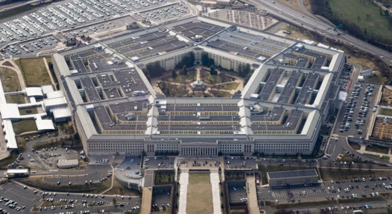 Pentagon'un otoparkında bir ABD askeri aracında ölü bulundu