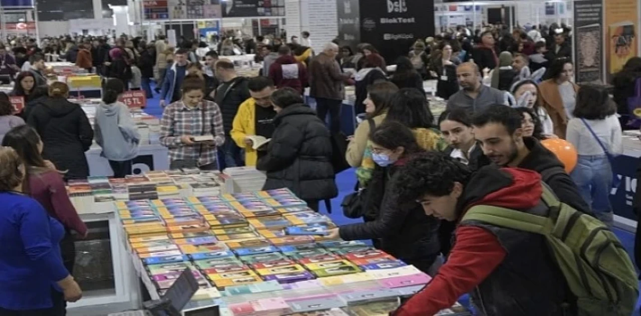 TÜYAP Kitap Fuarı, Fuar İzmir’de kapılarını açtı