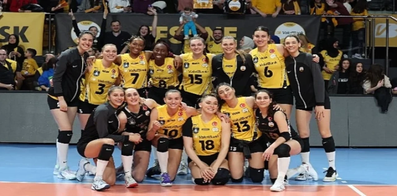 VakıfBank, çeyrek finalde avantajı aldı