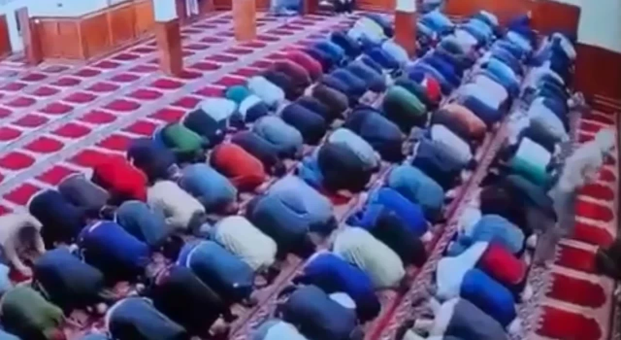 ABD'de cami imamı sabah namazını kıldırırken bıçaklandı