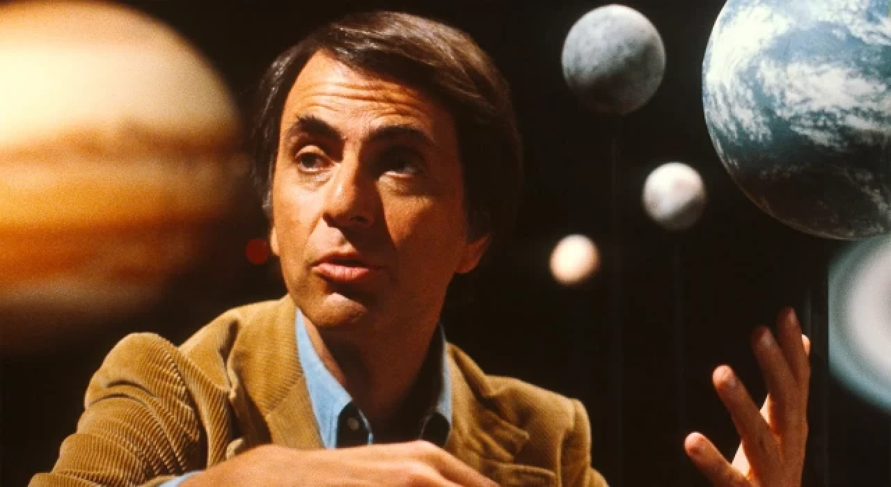 Bilim insanı Carl Sagan'ın hayatı belgesel oluyor