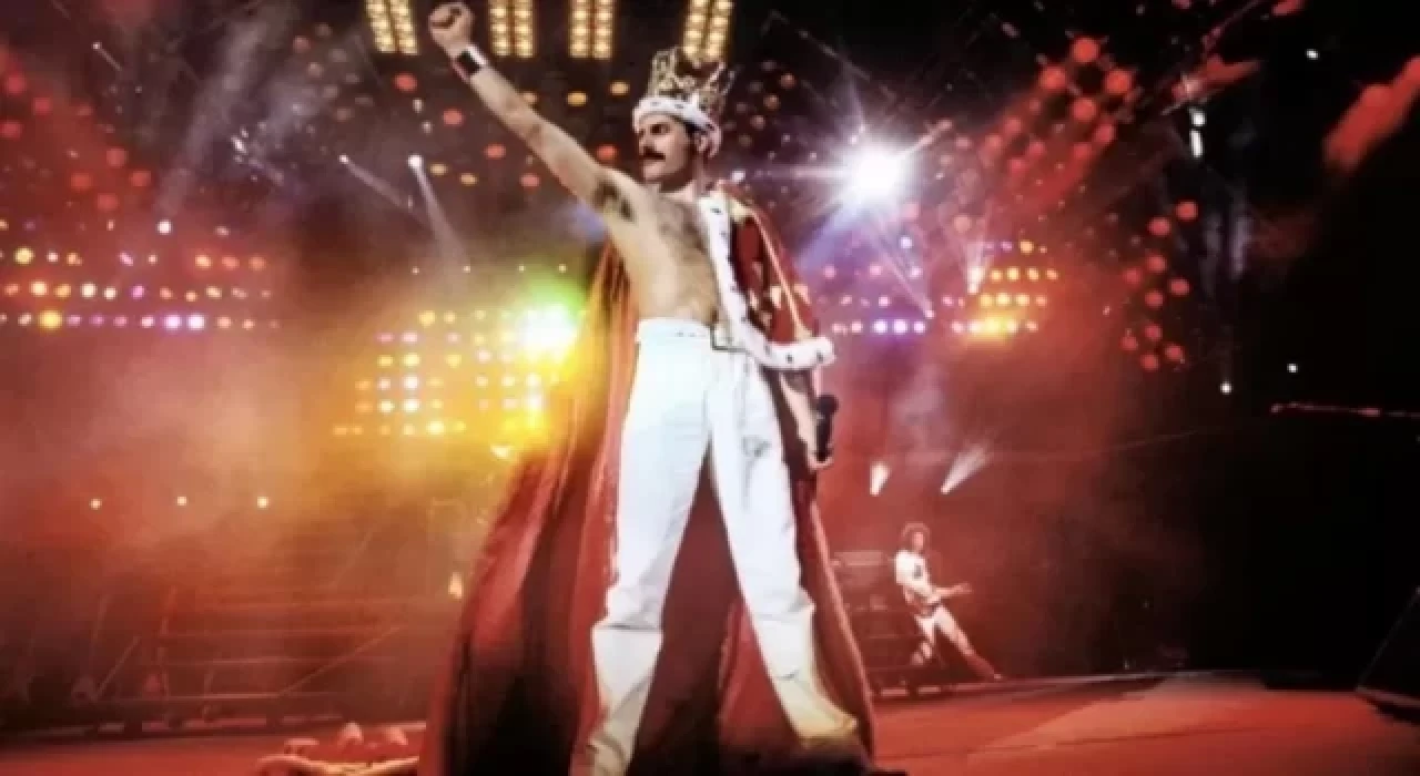 Freddie Mercury’nin eşyaları Londra’daki müzayedede alıcı bekleyecek