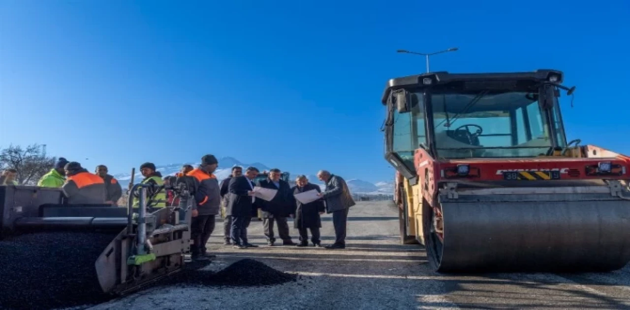 Kayseri Büyükşehir’de hizmetler ’yol’unda