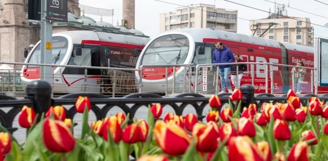 Kayseri’de tramvaydan yoğun mesai