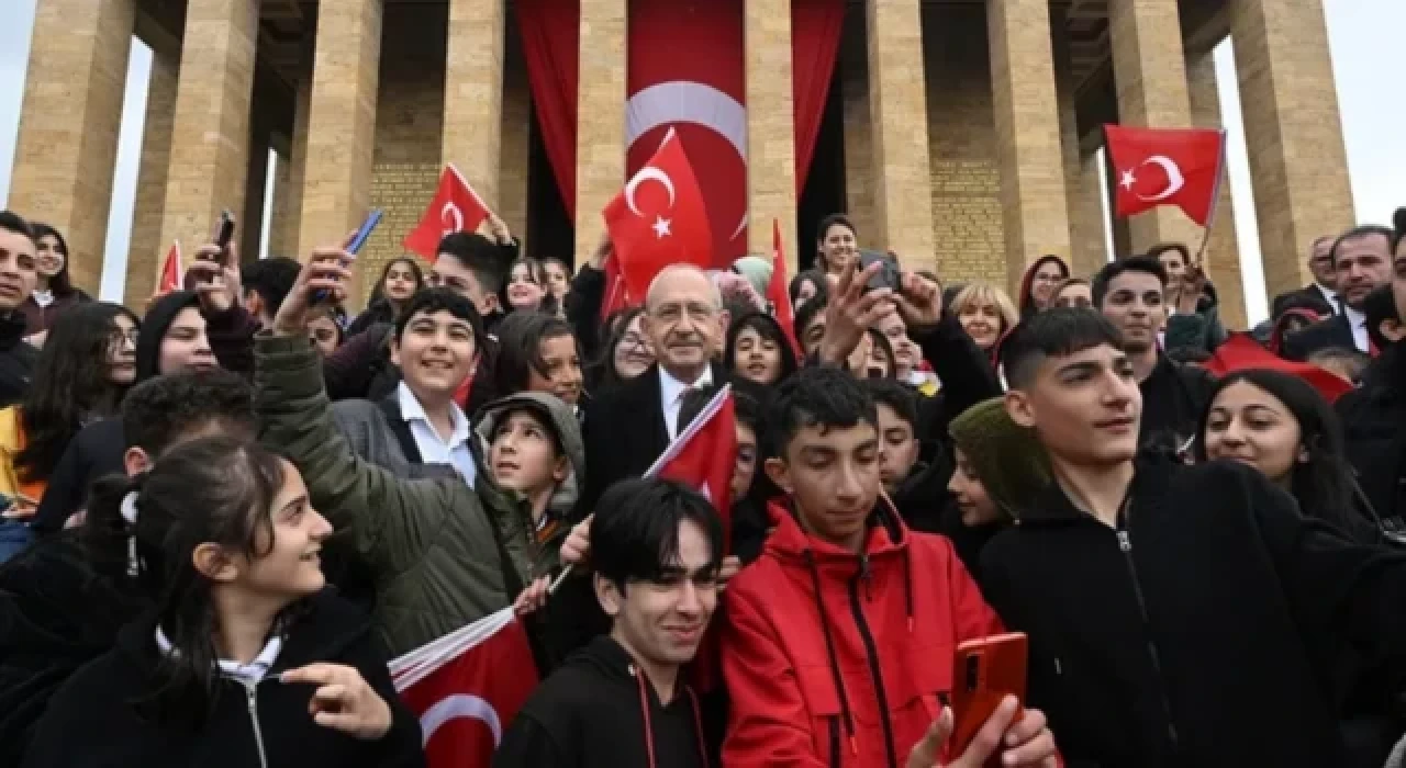 Kılıçdaroğlu: Tüm acılar bitecek; sevgiler çiçek açacak