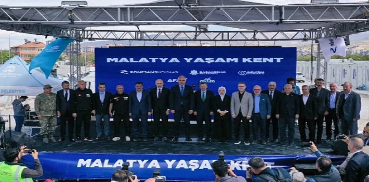 Malatya ve Adıyaman’da 10 bin kişilik konteyner kentlerde yaşam başladı