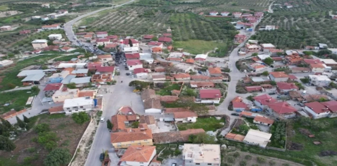 Manisa’da Azimli, Başkan Ergün’ü bağrına bastı