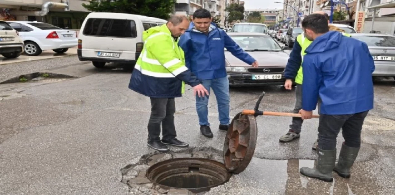 Manisa’da MASKİ ekipleri yağış sonrası sahada