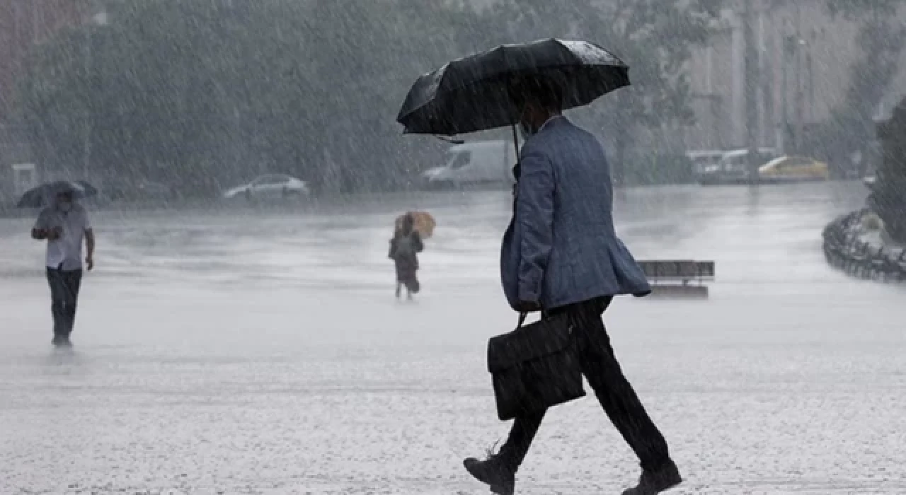 Meteoroloji'den Edirne, Kırklareli ve Çanakkale için 'kuvvetli sağanak' uyarısı