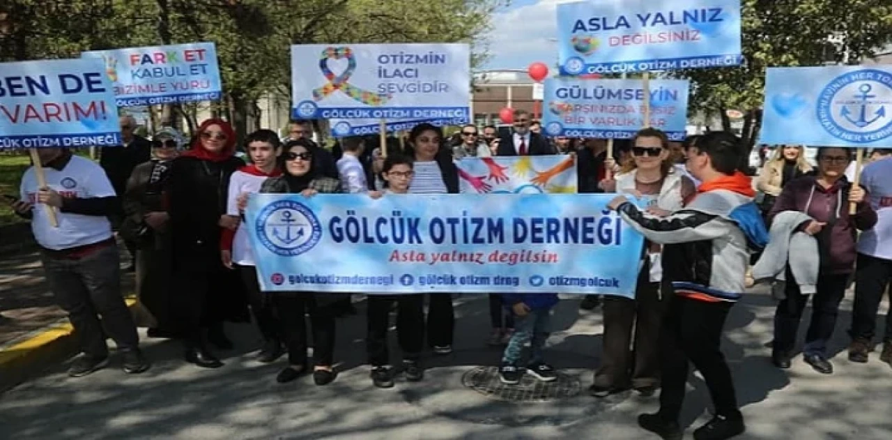 “Otizmin İlacı Sevgidir, Çocuklarımız Asla Yalnız Değiller”