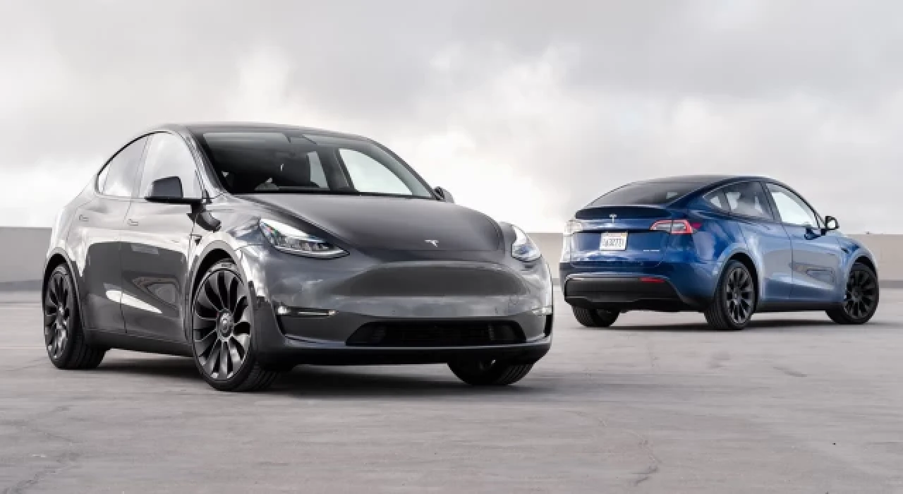 Tesla, Türkiye'de Model Y aracını satışa sundu!