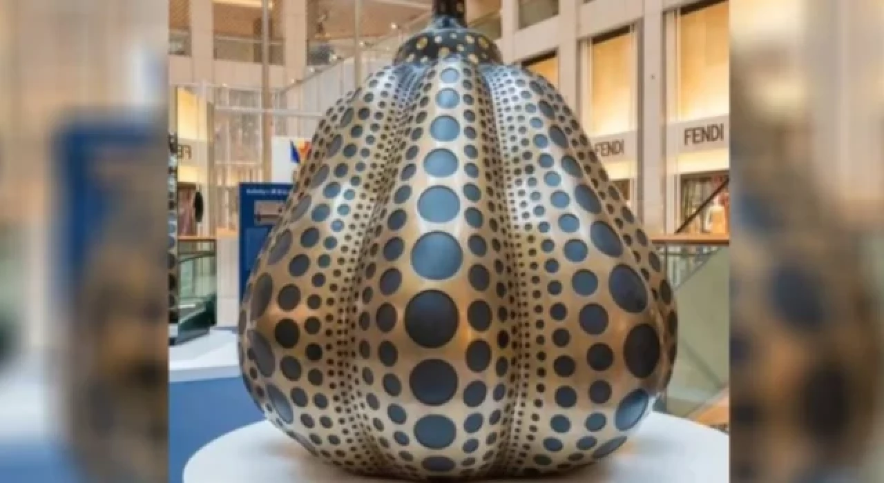 Yayoi Kusama’nın 5 eseri 22.9 milyon dolara satıldı