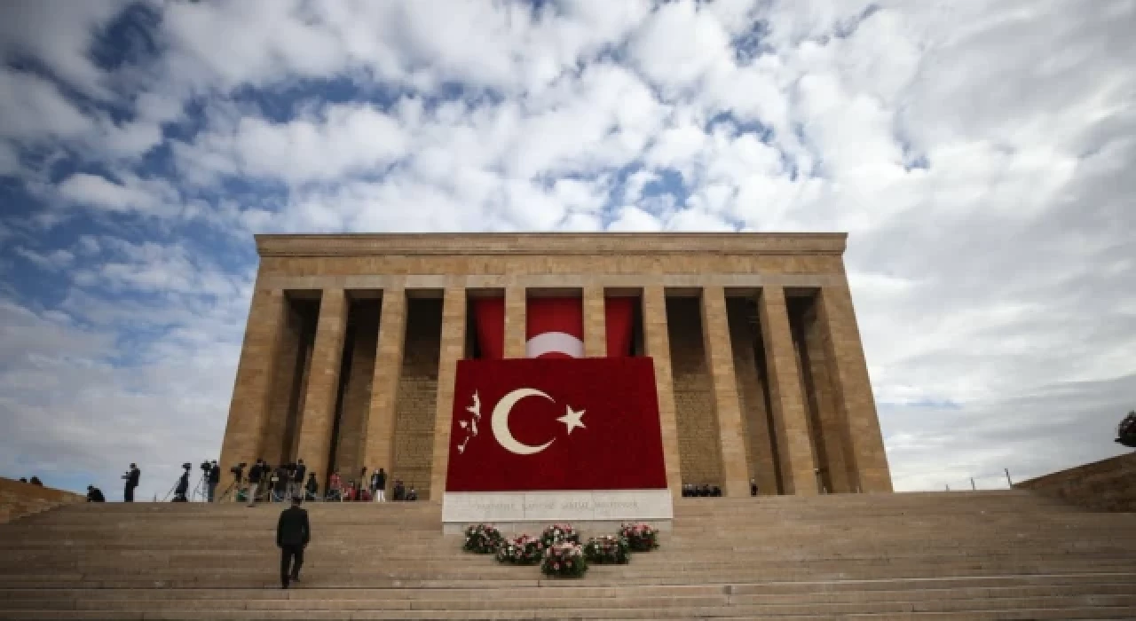 19 Mayıs Atatürk’ü Anma, Gençlik ve Spor Bayramı’nda ilk adres Anıtkabir