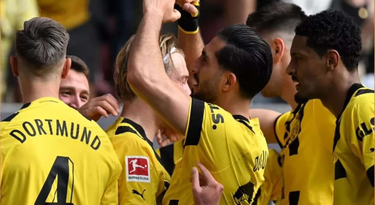 Bundesliga'da Borussia Dortmund zirveye yükseldi