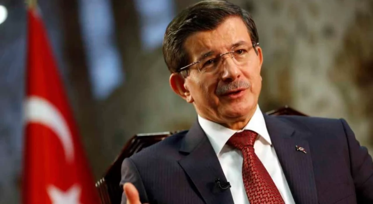 Davutoğlu'ndan dört partiyle grup kuralım önerisi