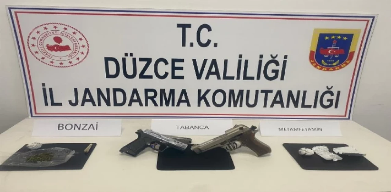 Düzce’de uyuşturucu satıcısı tutuklandı