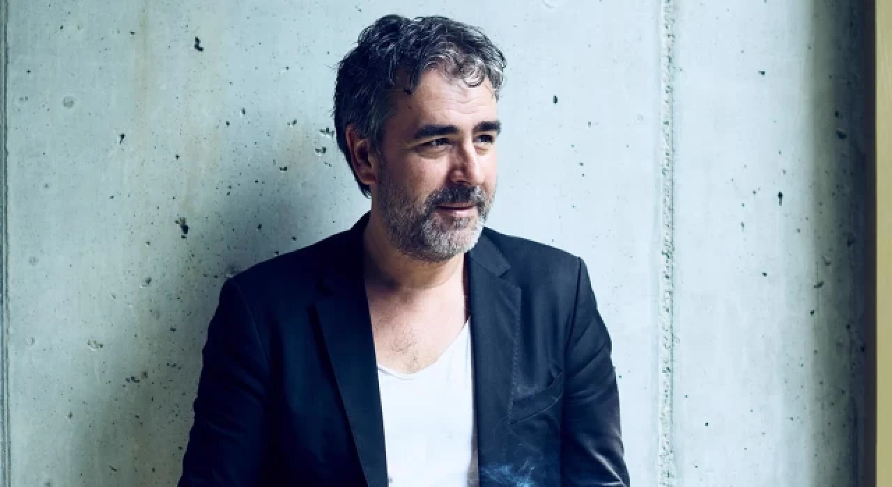 Gazeteci Deniz Yücel hakkında yakalama kararı