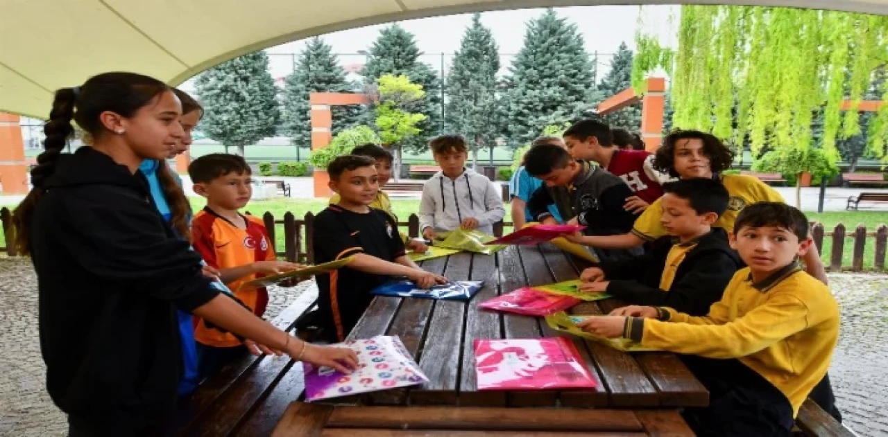 Genç muhabir adayları kitap yazacak