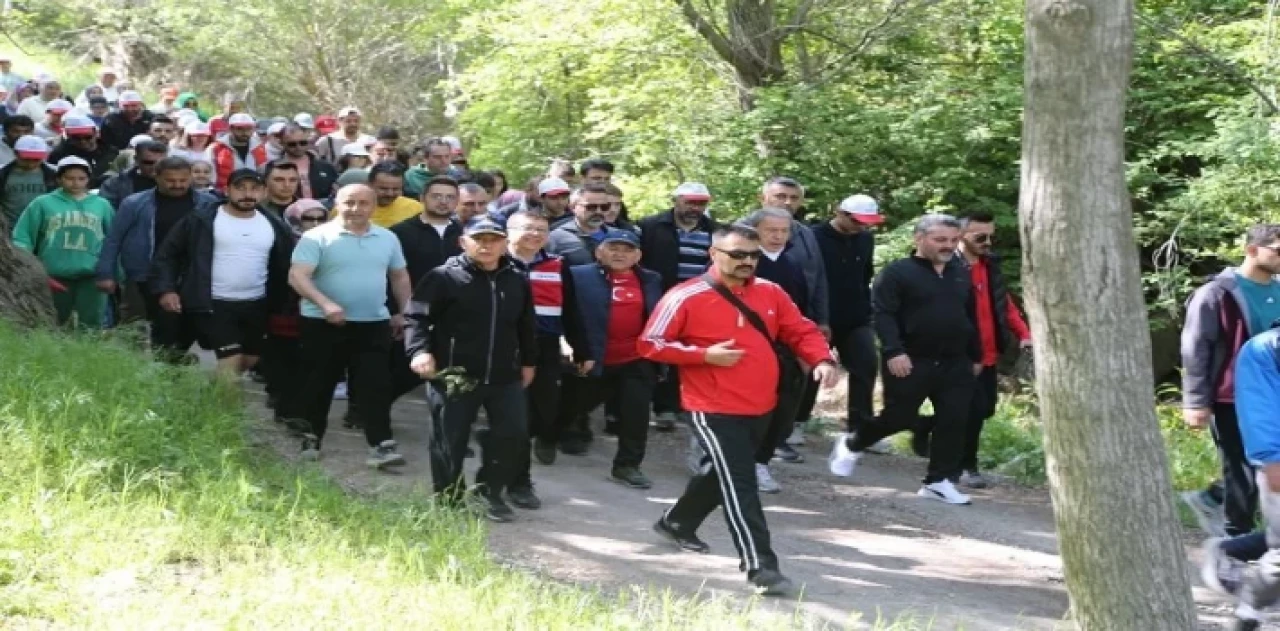 Kayseri protokolü halkla doğada buluştu