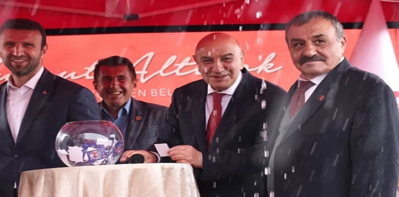 Keçiören’de Kafkaslar Kapalı Spor Salonu’nun Temelleri Atıldı