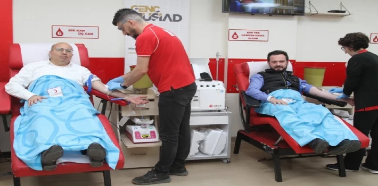 MÜSİAD İzmir’de kan bağışı