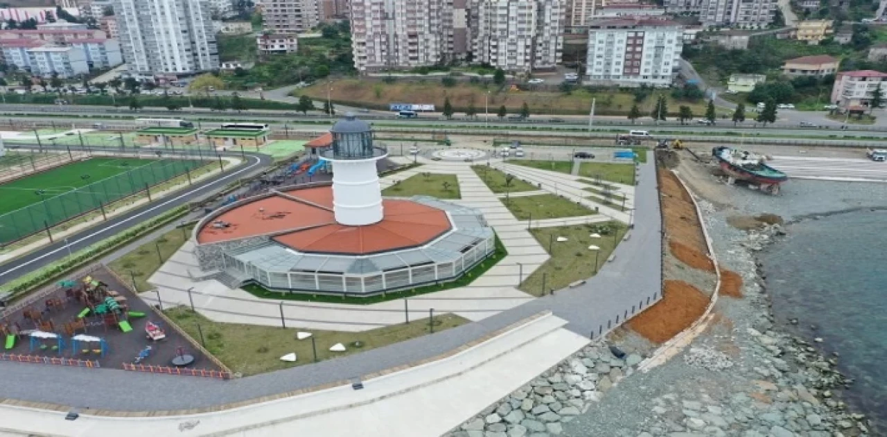 Rize’de ’Deniz Feneri’ sonunda yandı