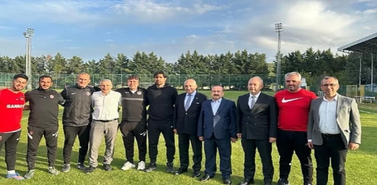 TFF Başkanı Mehmet Büyükekşi Akademi Ziyaretlerine Gaziantep FK ile Devam Etti