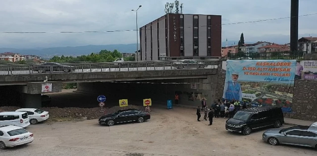 Büyükakın: Derince-Körfez arasında trafiğe neşter vuruyoruz