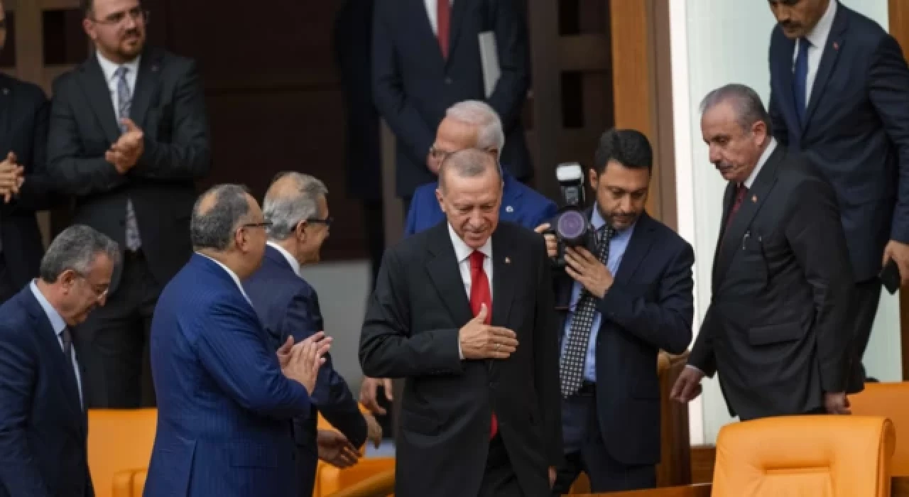 Erdoğan Meclis'te yemin etti