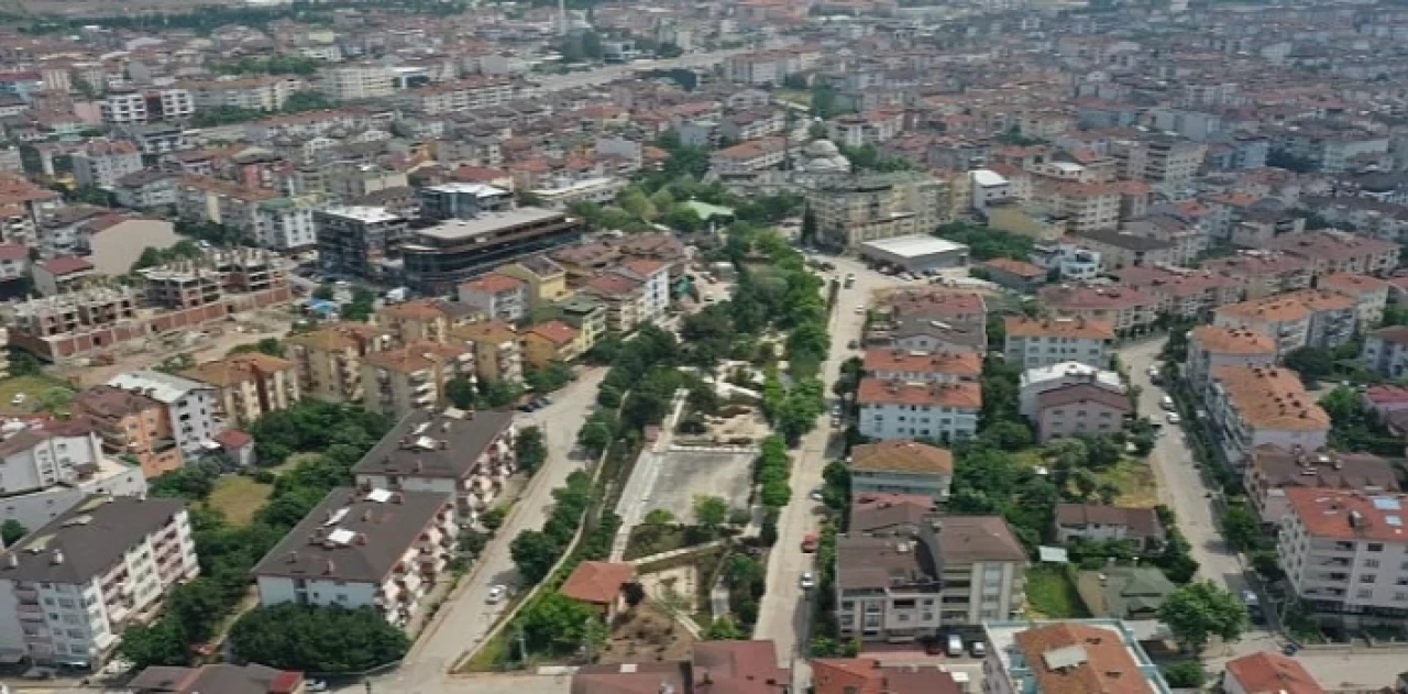 Körfez Yarımca Meydan projesinde yoğun çalışma