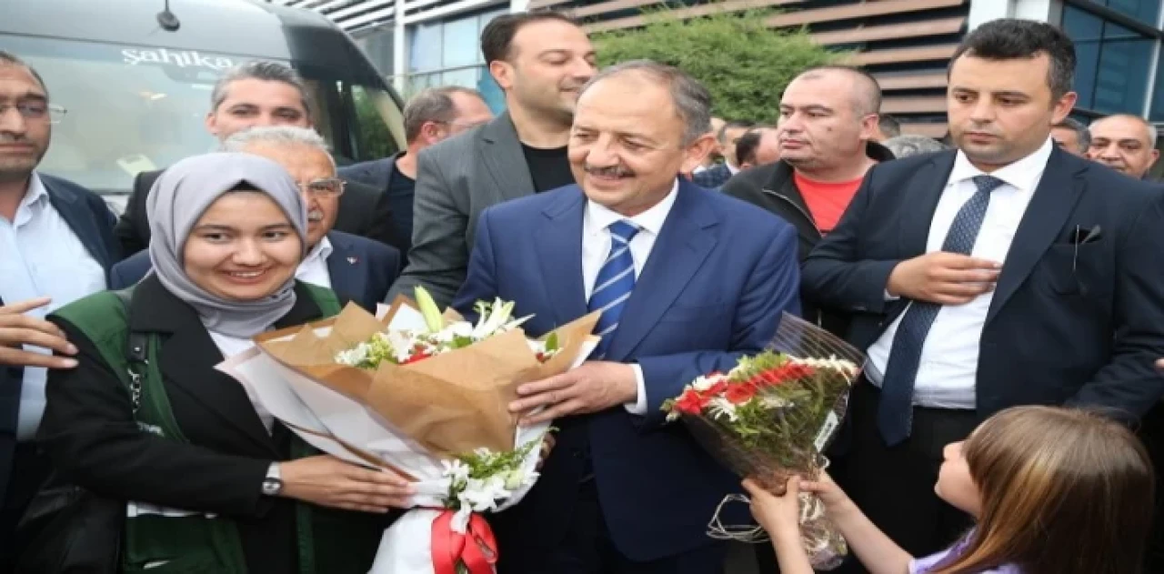 Mehmet Özhaseki’ye memleketinde coşkulu karşılama