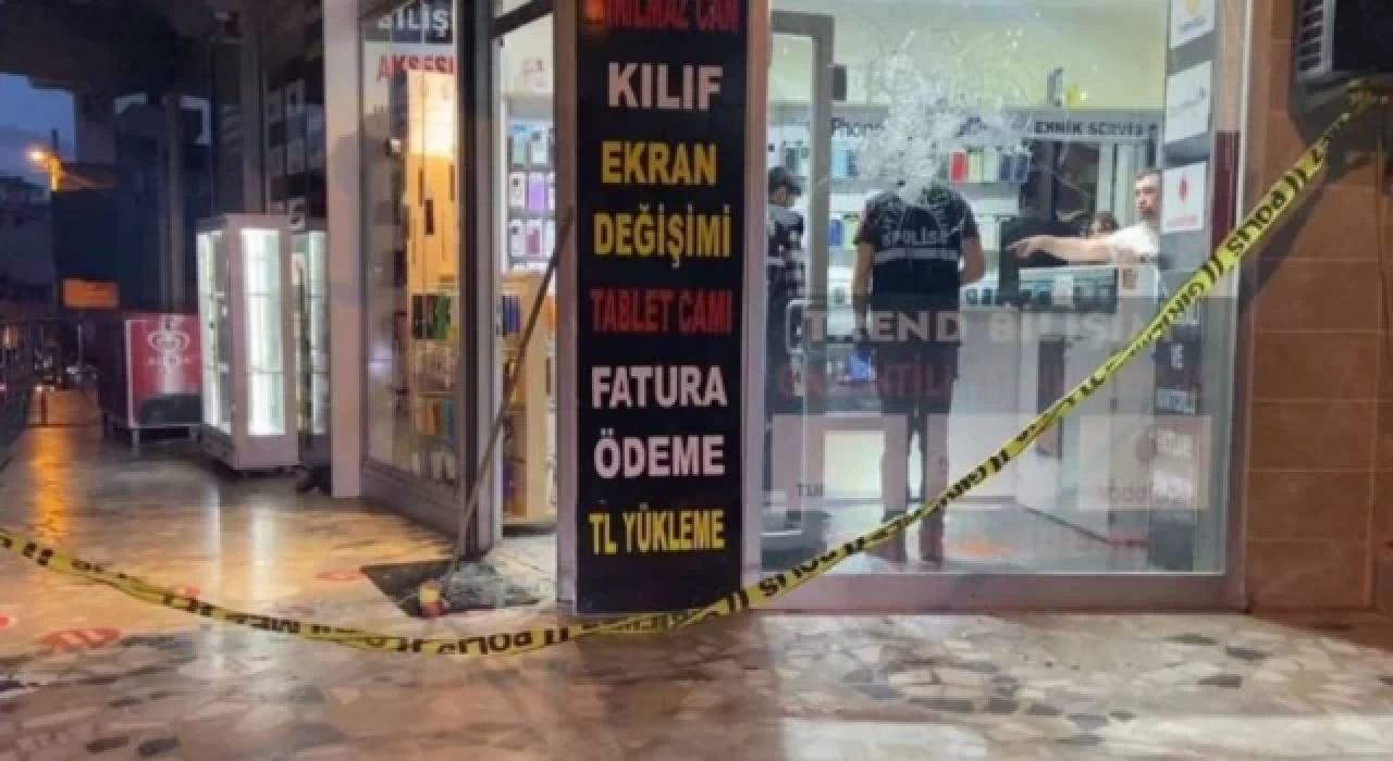 Pendik'te dükkana saldırı! Kurşun yağdırdılar!