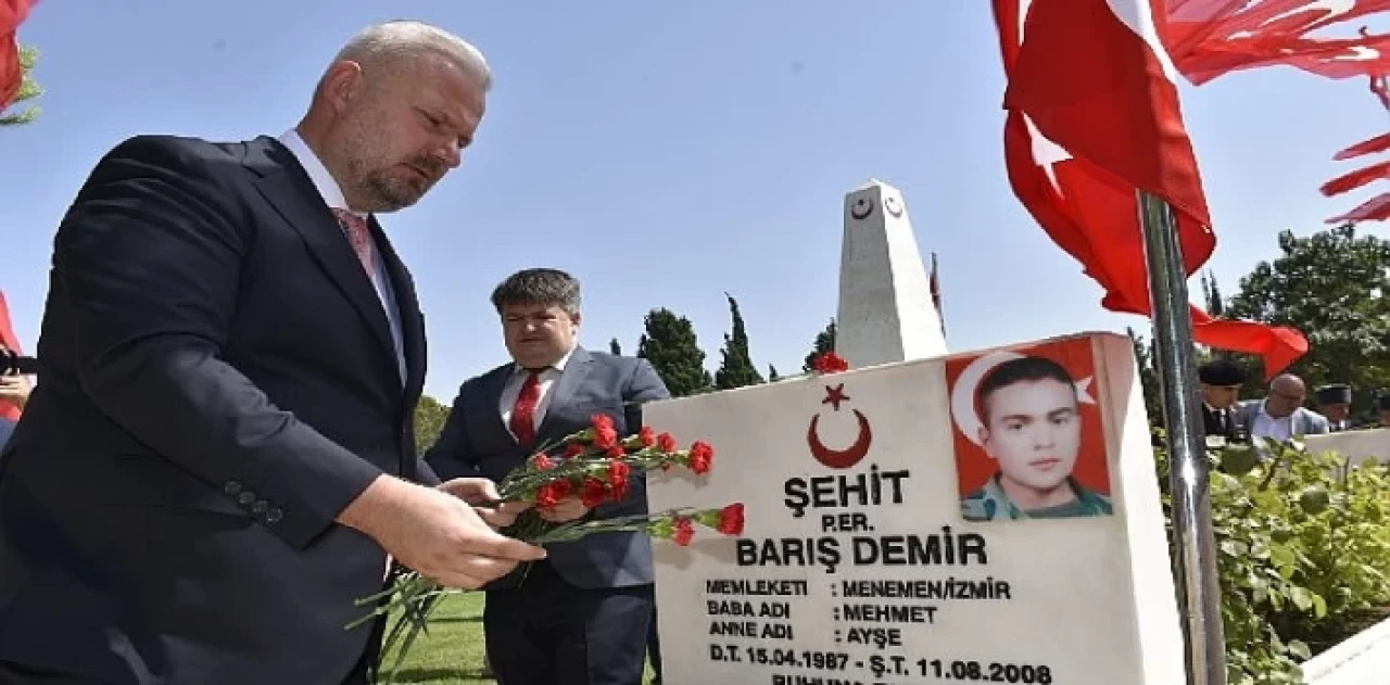 15 Temmuz şehitleri Menemen’de dualarla anıldı