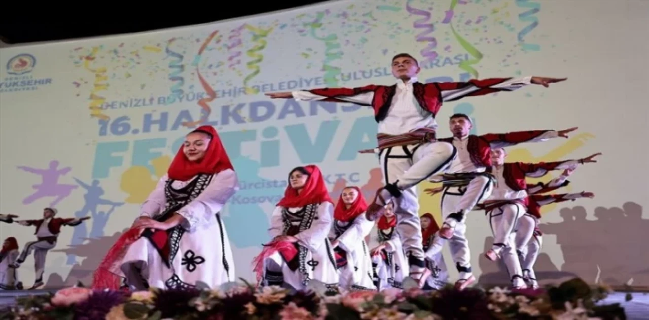 611 dansçı festival için geliyor