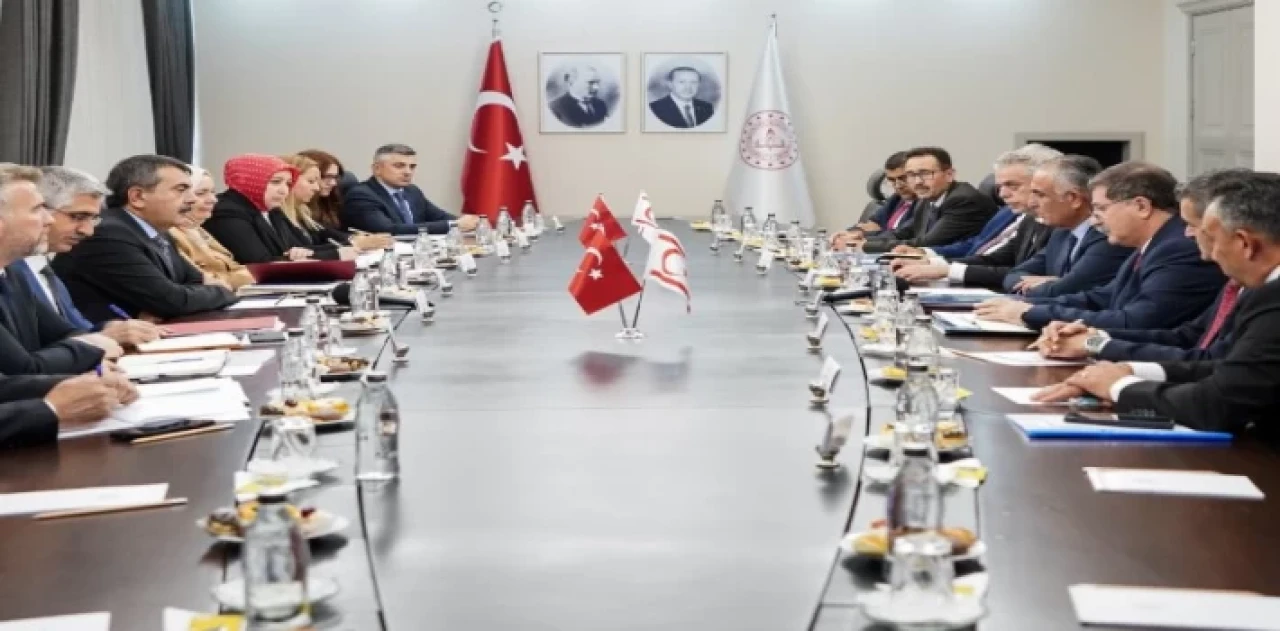 Bakan Tekin KKTC’li mevkidaşını ağırladı