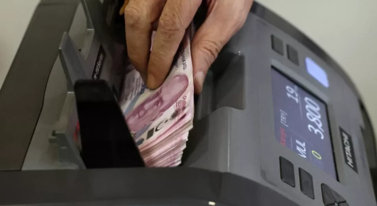 Bankacılık sektörü kredi hacmi 10.2 trilyon lirayı aştı