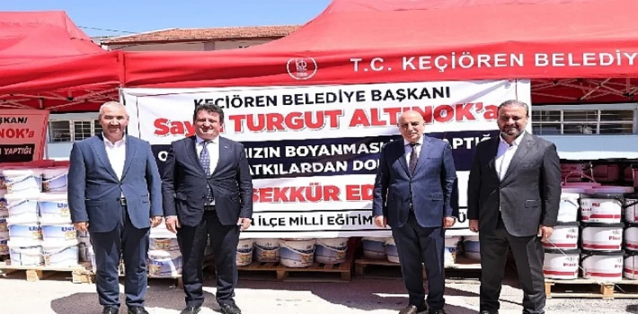 Okulların tadilatı için boyalar Keçiören Belediyesi’nden