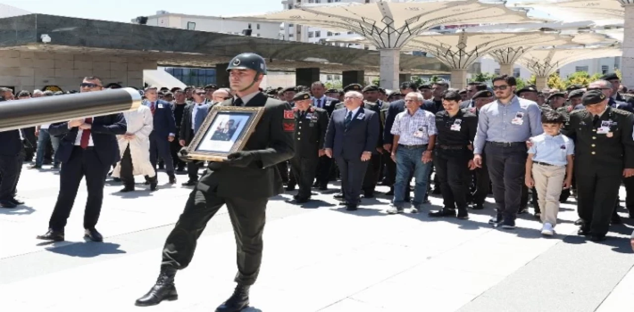 Tank Okul Komutanı Tuğgeneral Kaya’ya son görev