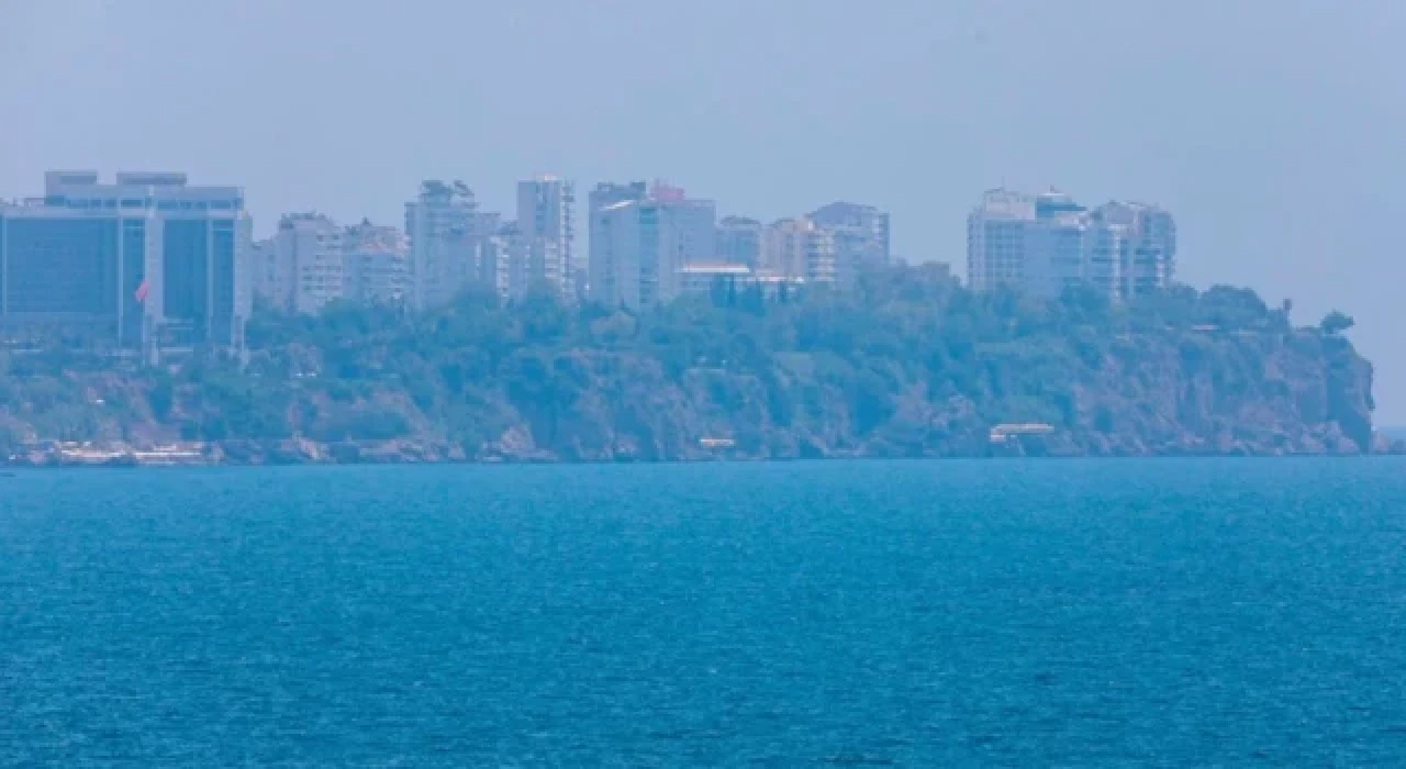 Antalyalılar nemden nefes alamıyor: Yüzde 76'ya ulaştı