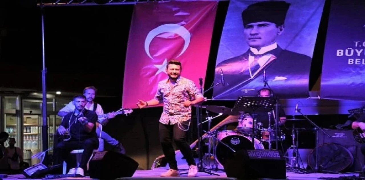 Aydın Büyükşehir Belediyesi’nden Çeçtepe’de Muhteşem Konser