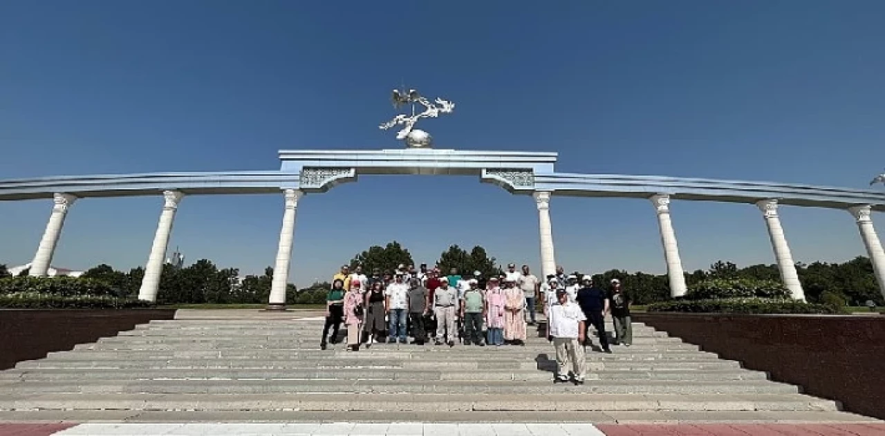 Diriliş Nesli Ahmet Yesevî yolunda