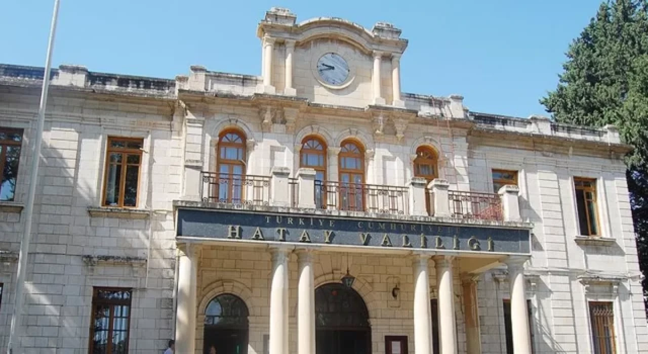 Hatay Valiliği açıkladı: Afetzedelerin hassasiyetlerini istismar eden 2 kişi gözaltına alındı