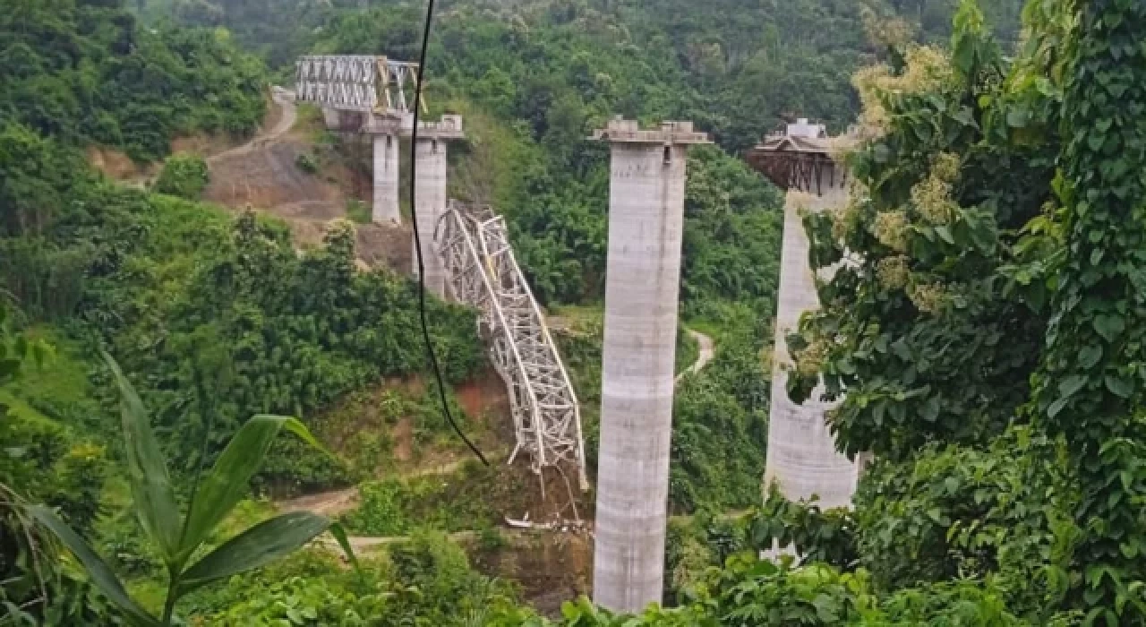 Hindistan’da tren yolu köprüsü inşaatında facia: 28 işçi yaşamını yitirdi